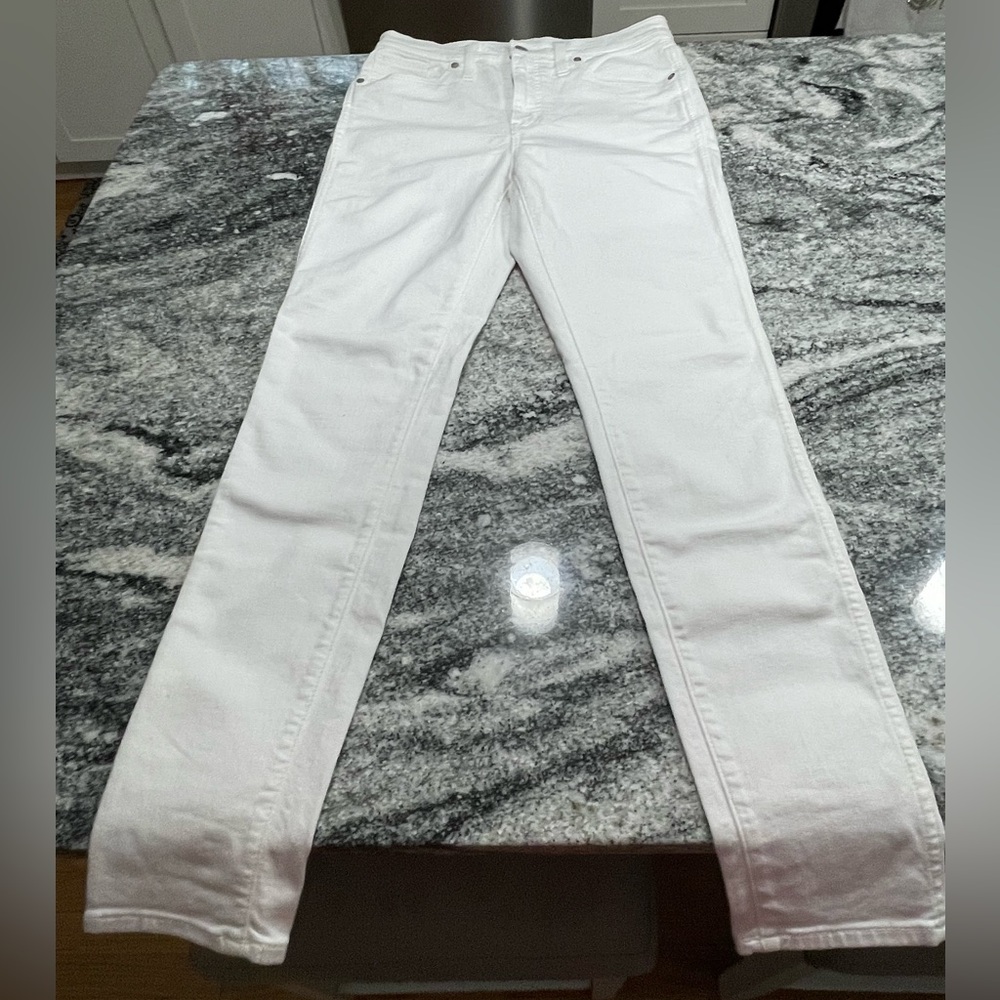 Madewell 10" High-Rise Skinny Jeans in Pure White - Picture 8 of 10